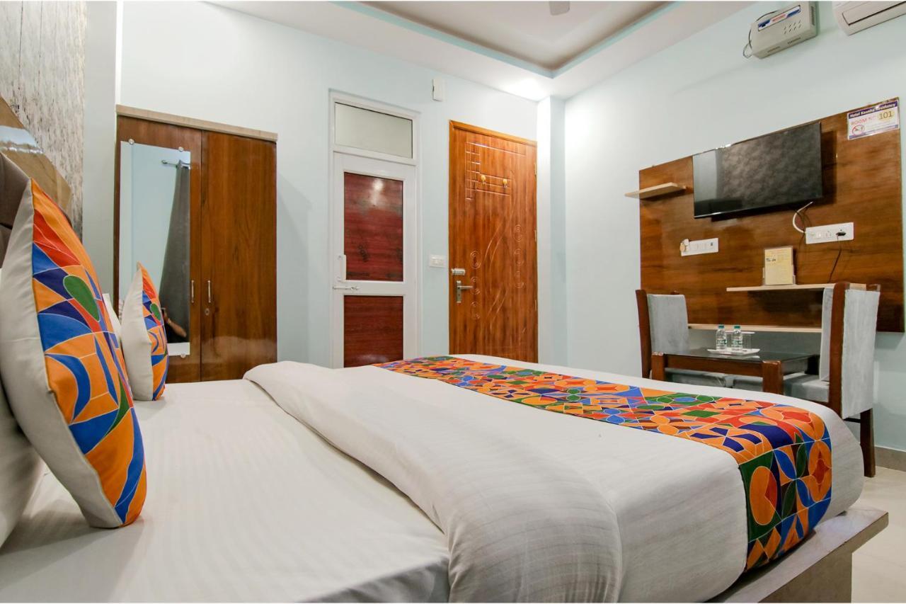 רישיקש Hotel Kaanha Residency Inn By Shree Krishna Hospitality מראה חיצוני תמונה