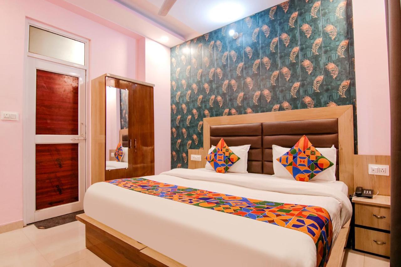 רישיקש Hotel Kaanha Residency Inn By Shree Krishna Hospitality מראה חיצוני תמונה