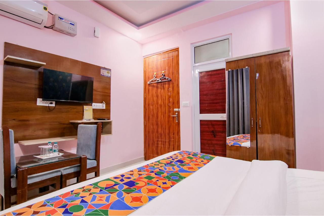 רישיקש Hotel Kaanha Residency Inn By Shree Krishna Hospitality מראה חיצוני תמונה